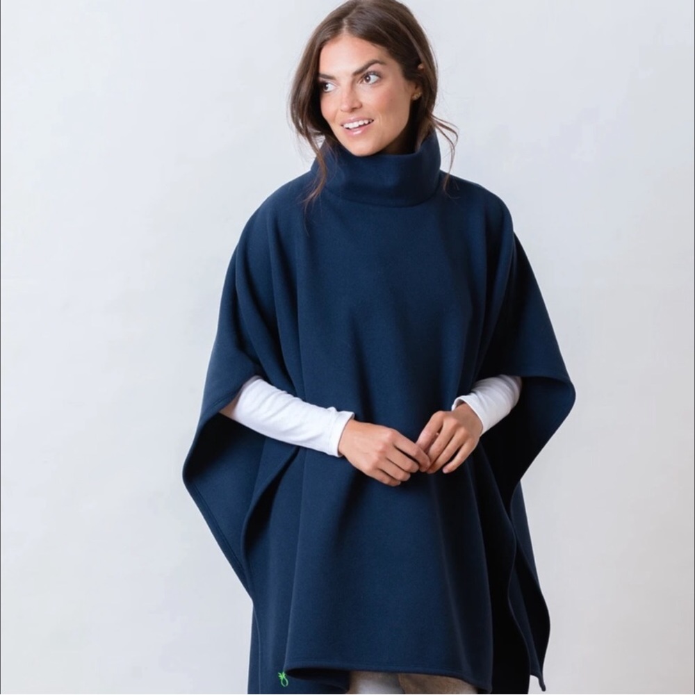 Dudley Stephens Parsonage Poncho NWT